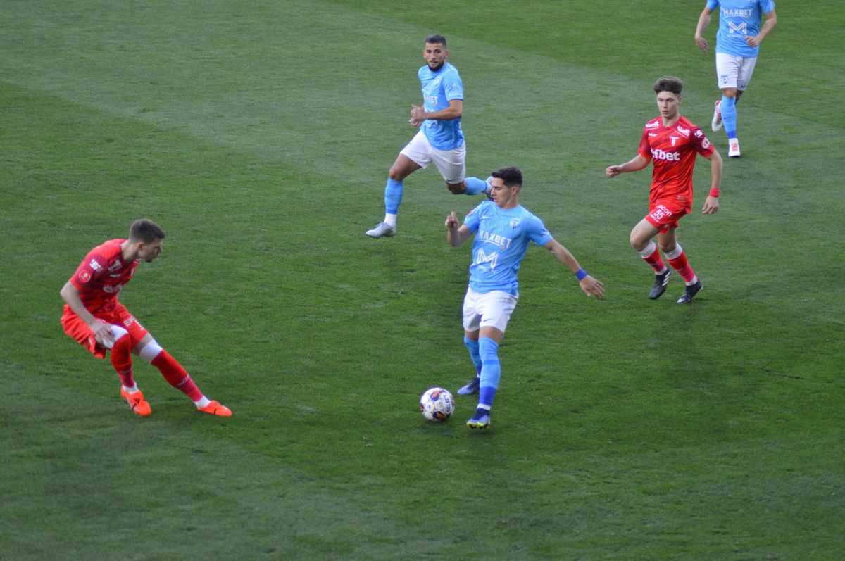 UTA - FC Voluntari 4-3 » Show total la Arad, într-un meci cu 7 goluri! UTA câștigă la ultima fază, după un meci în care a fost dominată! Clasamentul ACUM