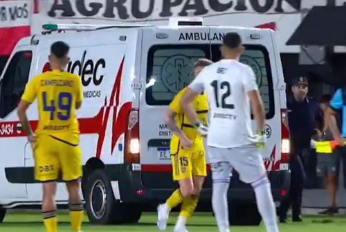 Mijlocașul chilian Javier Altamirano (24 de ani) a avut o criză de epilepsie în minutul 27 al meciului Estudiantes de La Plata - Boca Juniors, din runda cu numărul 11 a primei ligi din Argentina. Partida a fost abandonată.