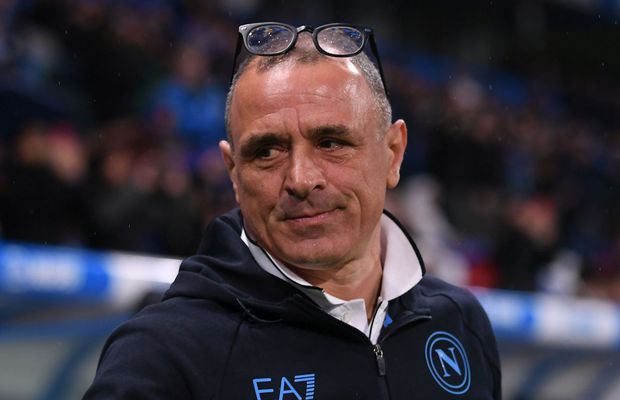 Poate fi bine pentru „tricolori” » Selecționerul Slovaciei se gândește tot la Napoli: „Primesc înregistrări făcute cu dronele”