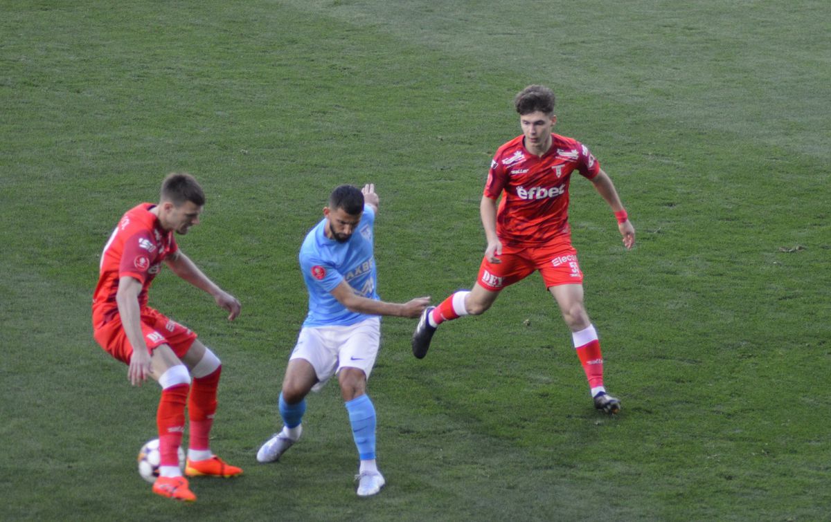 UTA - FC Voluntari 4-3 » Show total la Arad, într-un meci cu 7 goluri! UTA câștigă la ultima fază, după un meci în care a fost dominată! Clasamentul ACUM