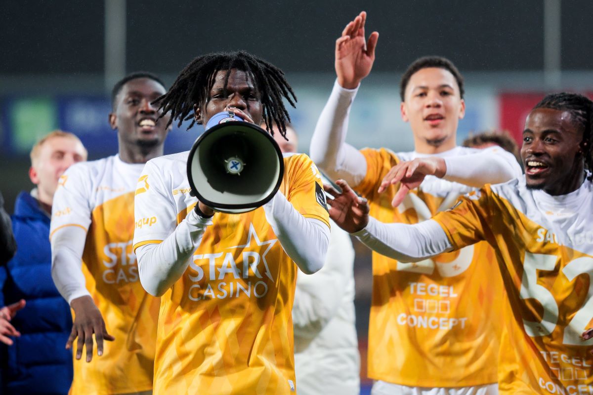 Leuven are tricouri inspirate de bere