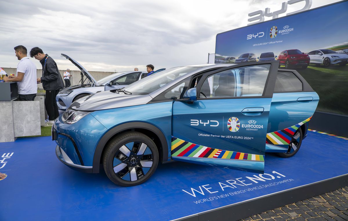 BYD, constructorul auto chinez care domină piața de mașini electrice