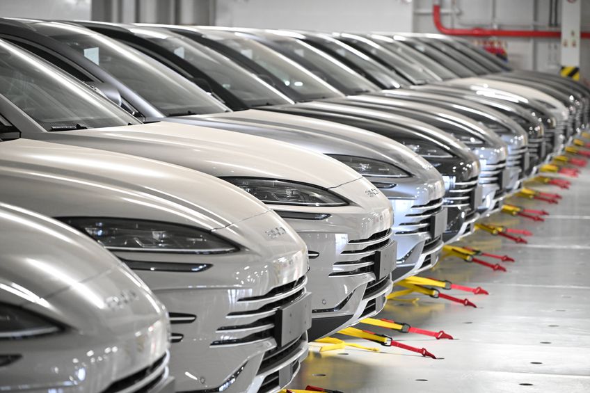 BYD, constructorul auto chinez care domină piața de mașini electrice // FOTO: Imago