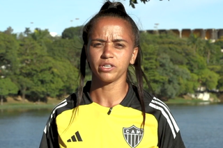 Fotbalista abuzată de tatăl ei adoptiv și-a spus povestea cutremurătoare, după ce a reușit să-l bage după gratii