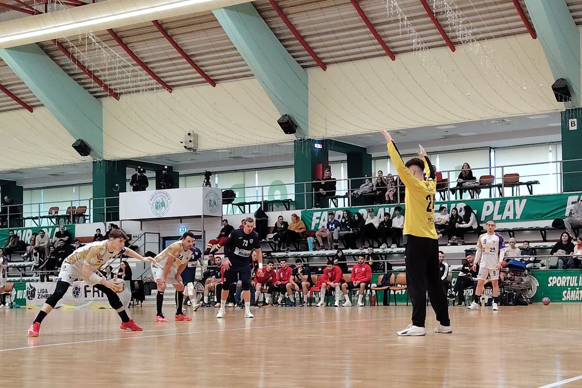 Spectacolul unui meci de handbal surprins cu noul telefon HONOR Magic7 Lite: cum te ajută tehnologia AI să captezi momente de neuitat