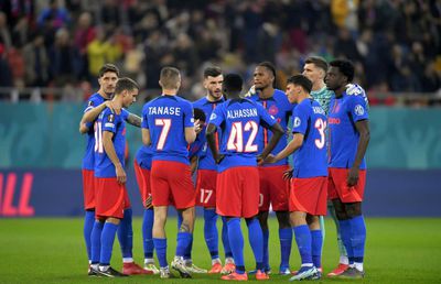 Titularul de la FCSB s-a accidentat și nu poate onora convocarea la națională: „Glezna e umflată”