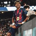 Lamine Yamal s-a bucurat în stilul lui Cristiano Ronaldo după ce a reușit al zecelea său gol în Liga Campionilor / Foto: Imago Images