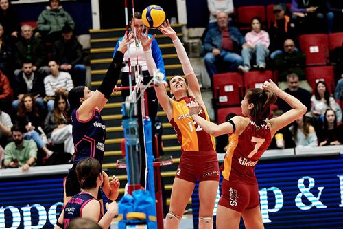 Duelurile la fielu au fost aprige FOTO CEV