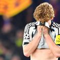 Anthony Gordon, în Barcelona - Newcastle // FOTO: Imago Images