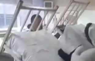 VIDEO Cum se antrenează în spital un luptător MMA infectat cu Covid-19: ridică paturile cu pacienți ca pe haltere