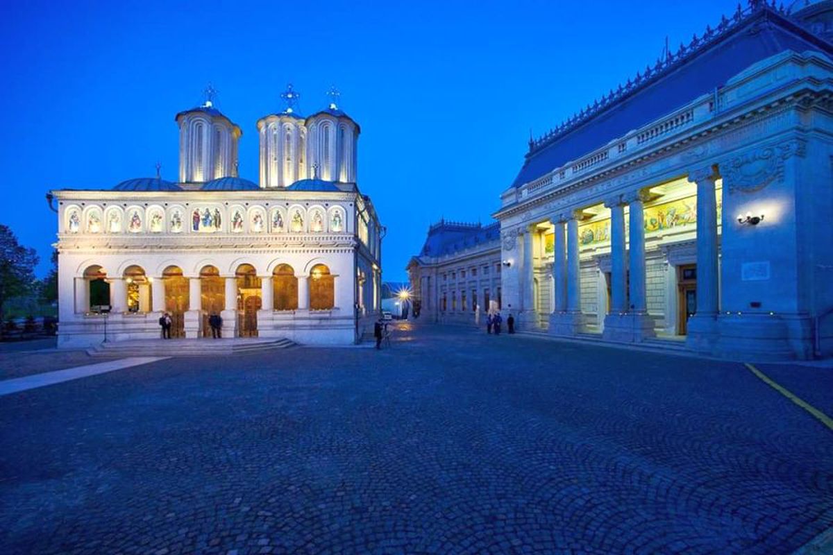 Credință în vremea pandemiei » Cum întâmpină românii Paștele