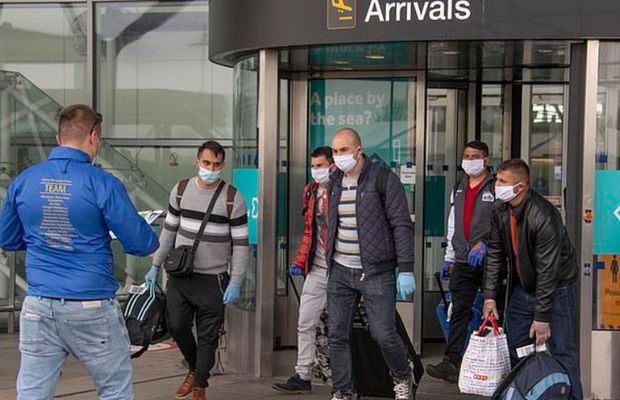 Invadatorii au devenit salvatori! Cum și-a schimbat Daily Mail percepția despre români la distanță de 6 ani