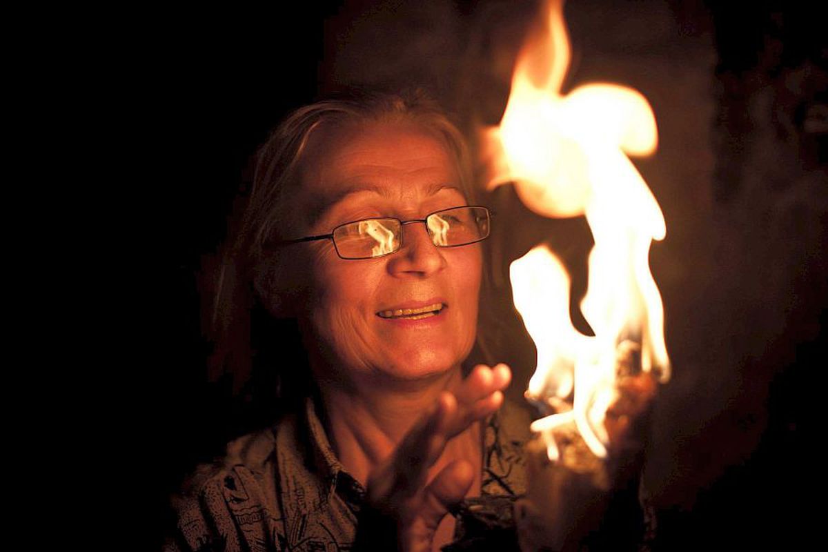 COVID-19. Pot participa la slujba de Înviere la biserică? Pot să iau Lumină de la biserică? DSU explică regulile din noaptea de Înviere