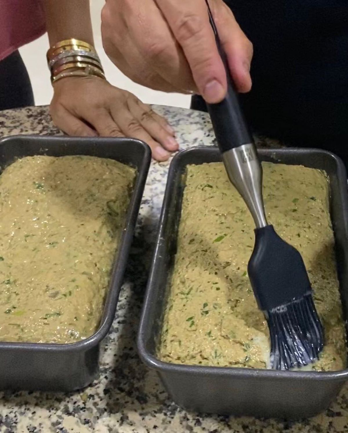 VIDEO. Insider în bucătărie » Pregătiri de Paște în familia Laurențiu Reghecampf - Anamaria Prodan, la Dubai