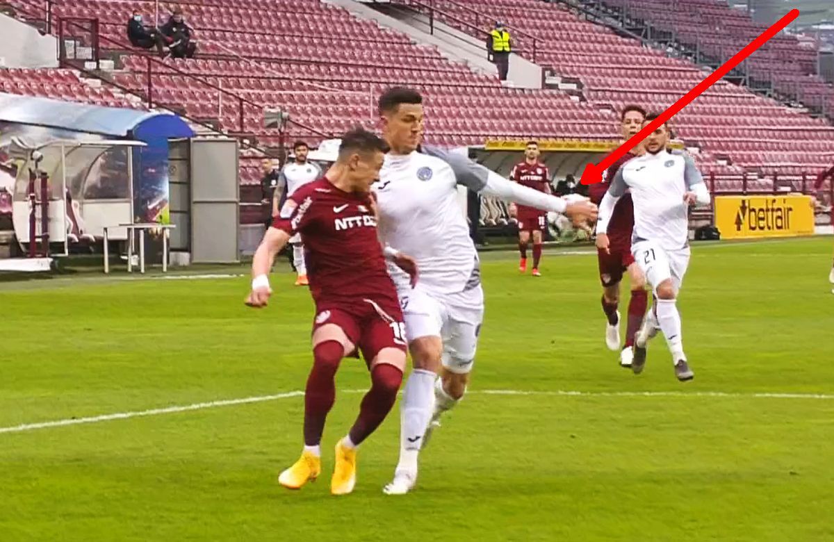 Colțescu n-a dat penalty în CFR Cluj - Clinceni! Reluările arată un henț evident