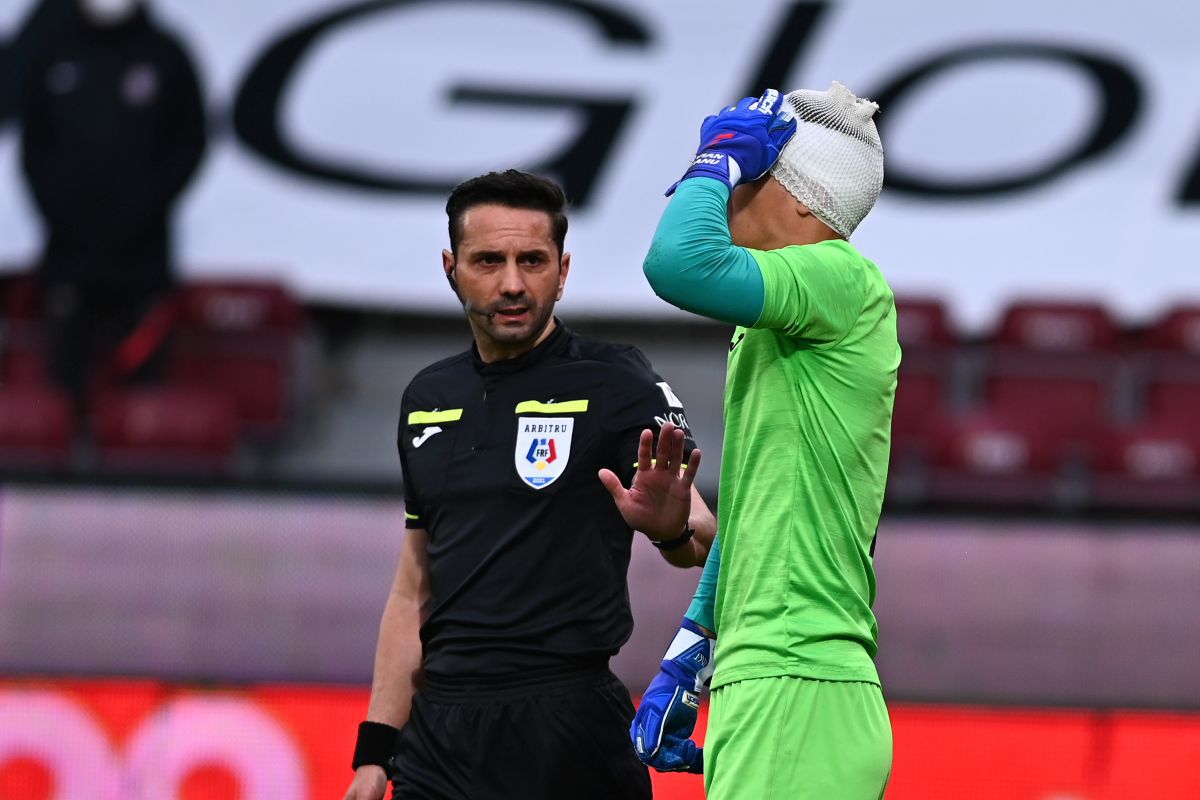 A fost sau n-a fost gol? Faza controversată din CFR Cluj - Clinceni pe care nici reluările TV nu au lămurit-o