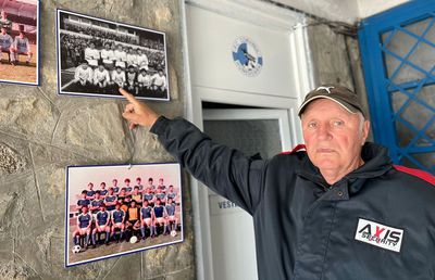 Campion cu Dinamo, internațional român, ajuns agent de pază la stadionul unde era idol pe vremuri: „Noaptea, când îmi fac rondul, mai pup pozele cu mine de pe hol”