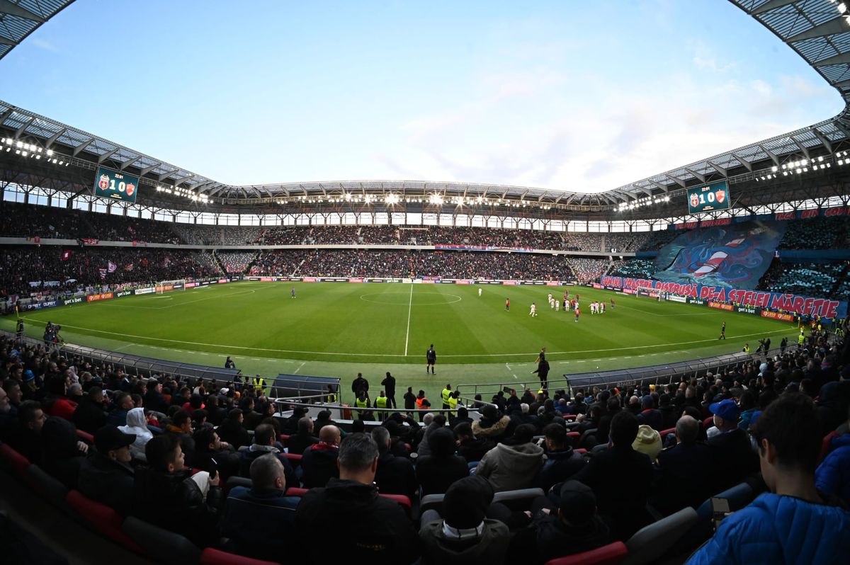 Urmările unui derby violent » Toate sancțiunile dictate de Jandarmerie după Steaua - Dinamo: 17 fani au fost INTERZIȘI pe stadion!