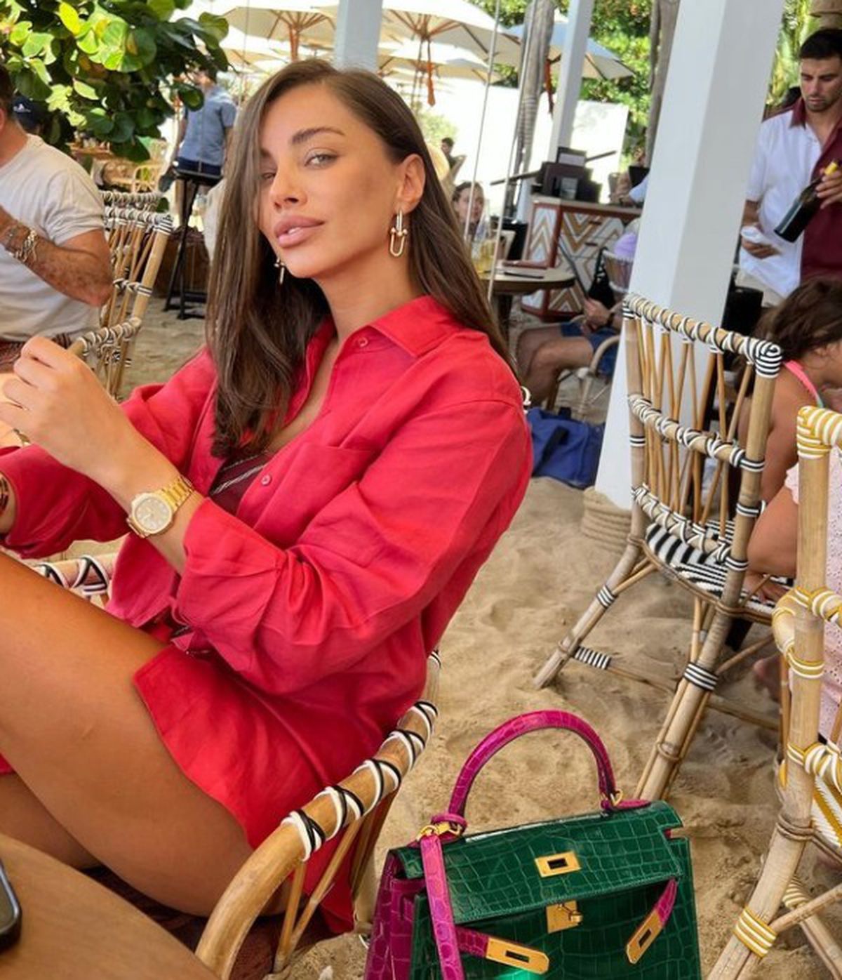 Oana Marica, fosta lui Marius Niculae, duce o viață de lux » Cum face bani „Bunesa de la Urlați”