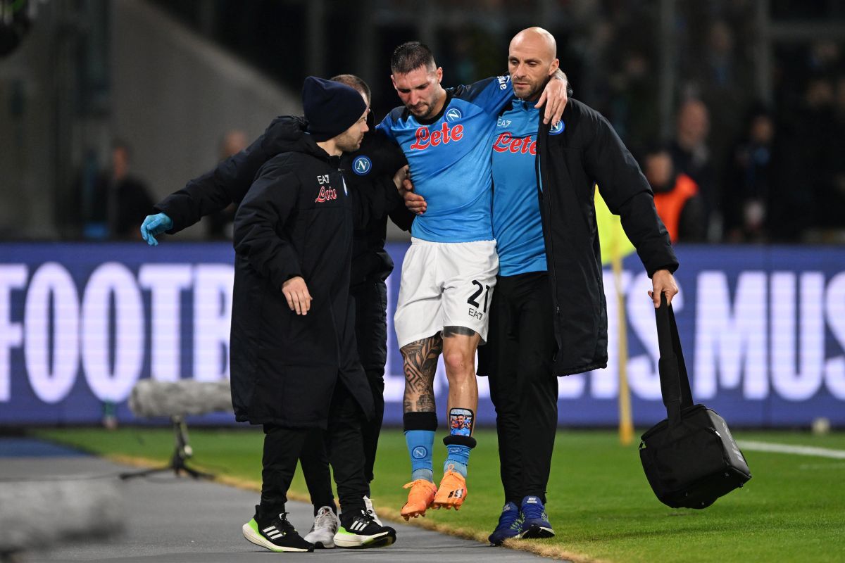 Napoli - AC Milan, cele mai spectaculoase imagini ale „sfertului” din Champions League