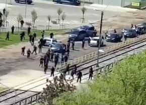 Bătaie în Ghencea înainte de Steaua - Dinamo » Jandarmii i-au despărțit pe suporteri: „Conduși la secțiile de poliție”