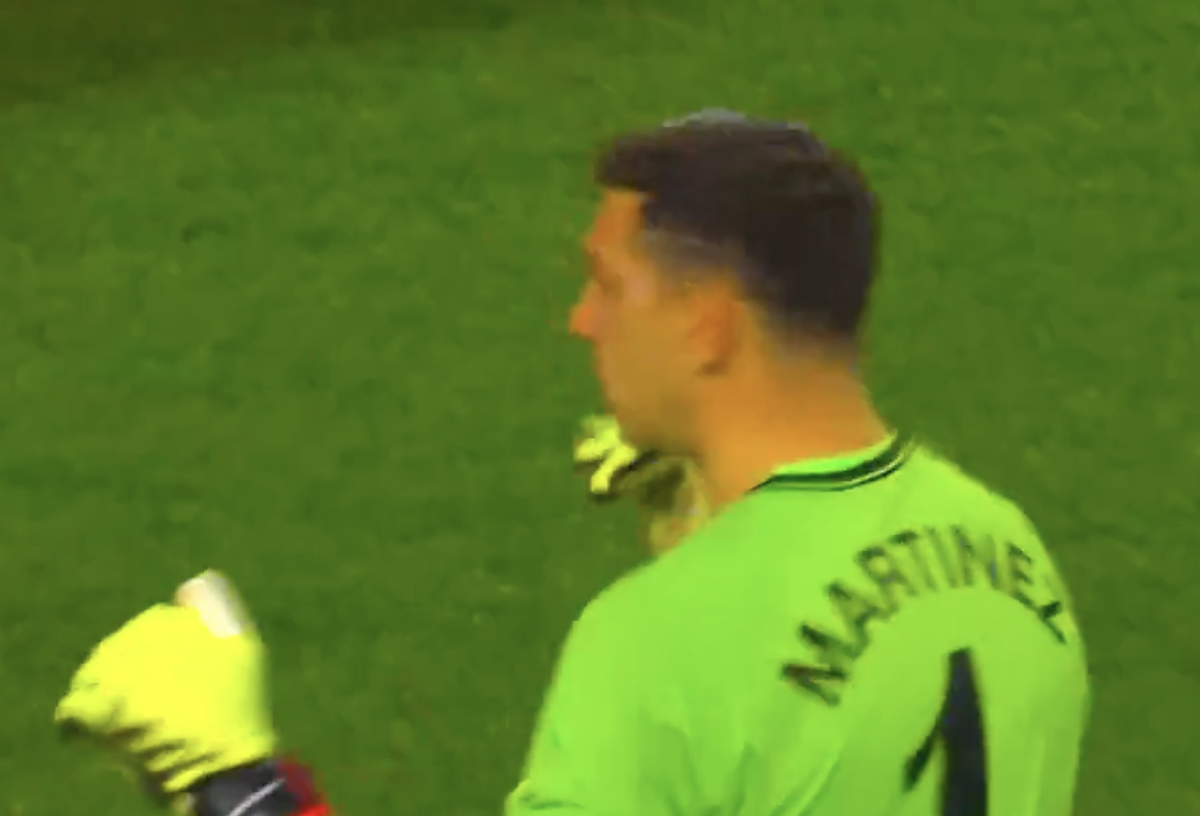 Ce încurcătură! Emiliano Martinez n-a fost eliminat după ce a primit două „galbene”, dar UEFA l-a suspendat » Care e explicația
