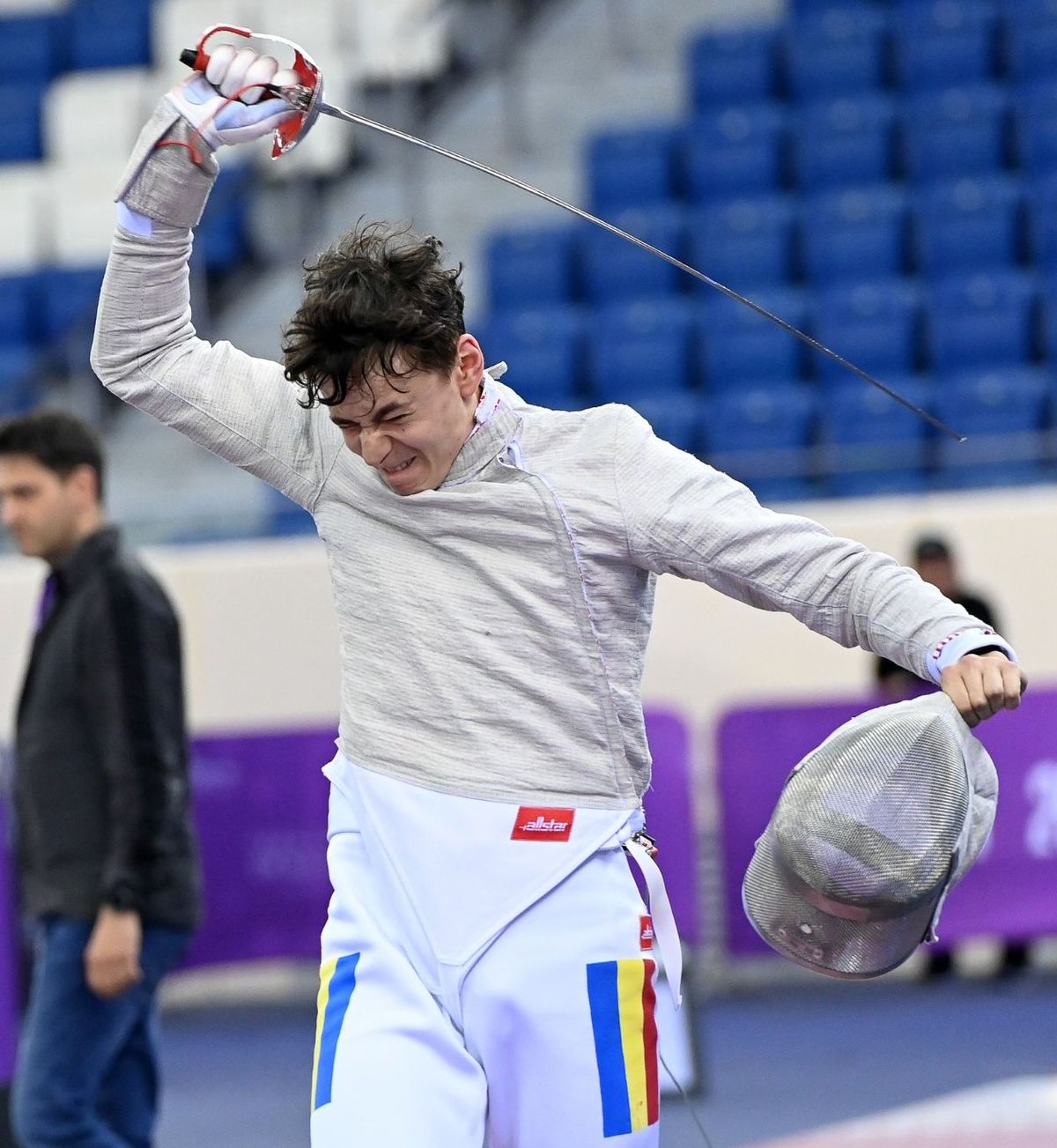 Avem campion mondial! Juniorul Vlad Covaliu a câștigat aurul la CM de la Riad, în proba de sabie