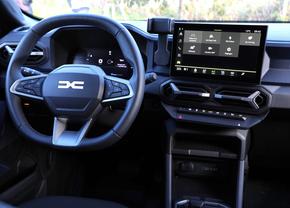 Dacia a fost detronată pe piața auto din România! Cele două mașini care sunt mai ieftine decât Duster în 2025