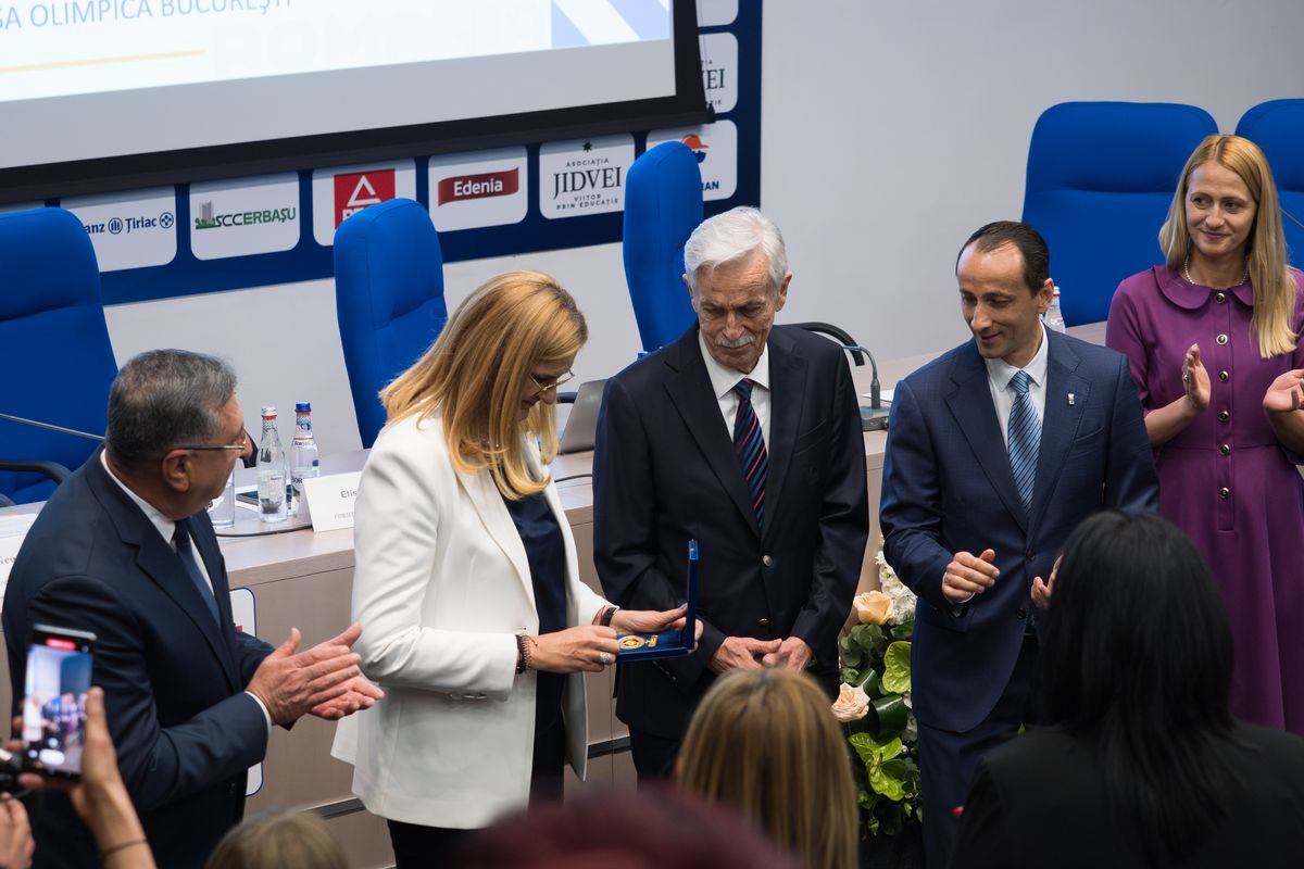 Zi de gală și multe emoții la COSR » Ordinul Excelența Olimpică, acordat pentru 3 personalități din sportul românesc! „Greii” n-au lipsit de la eveniment