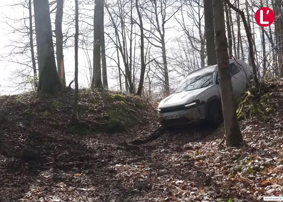 Dacia Duster 3, testată în condiții de off-road în Franța » Cum s-a descurcat