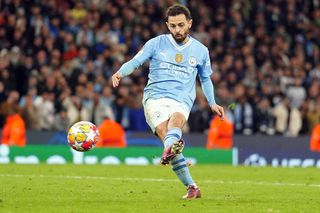 S-au sucit în privința lui Bernardo Silva! Presa internațională a dat vestea: pleacă de la Manchester City?!