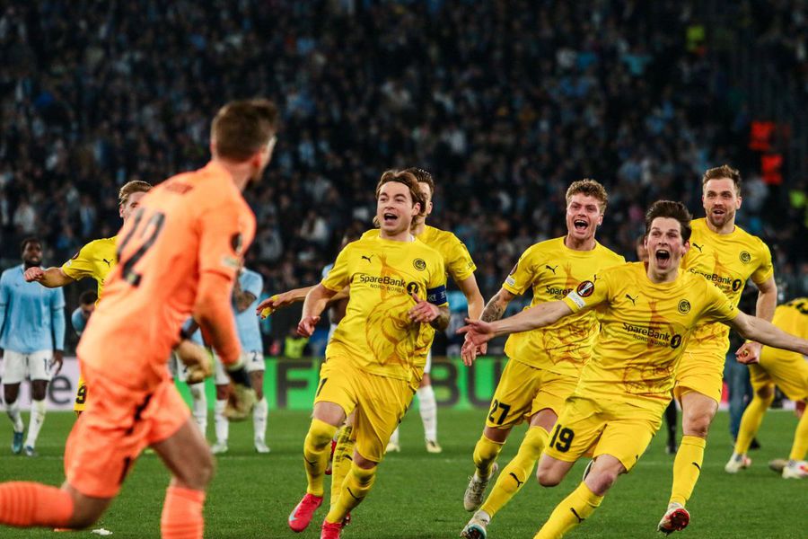 Jucătorii lui Bodo/Glimt sărbătoresc minunea de pe Olimpico, după ultimul penalty ratat de Taty Castellanos / Foto: Imago Proiectul Bodo/Glimt » Cum a ajuns egala lui Sepsi să joace în 600 de zile o semifinală europeană!