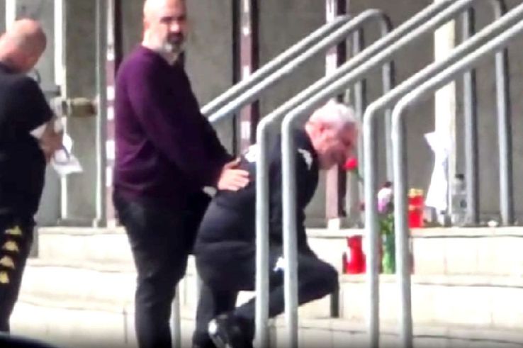 Înmărmurit de durere, Șumudic deplânge dispariția lui Aaron Boupendza / Captură DigiSport