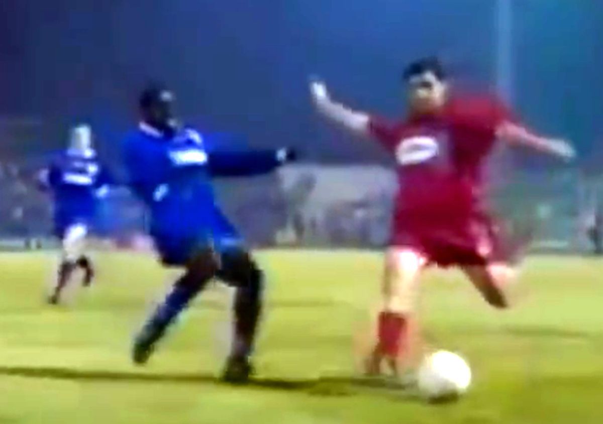 „Barbari, sălbatici, ca-n Epoca de Piatră!” » Cel mai dur meci jucat vreodată de o echipă românească? „De frică, am stat 3-4 ore închiși în vestiar!”