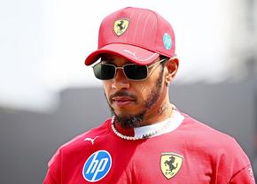 Lewis Hamilton acuză, după startul dezastruos al celor de la Ferrari: „Ceva ne trage înapoi”