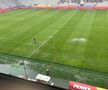 Imagini neconvenționale! Probleme grave la stadionul de 37 de milioane: meci întrerupt două ore » Aici va juca Dinamo în play-off