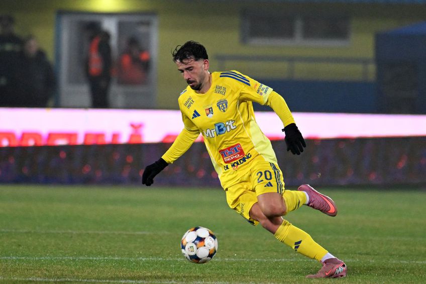 Cristian Ponde, în tricoul celor de la Unirea Slobozia // foto: sportpictures.eu