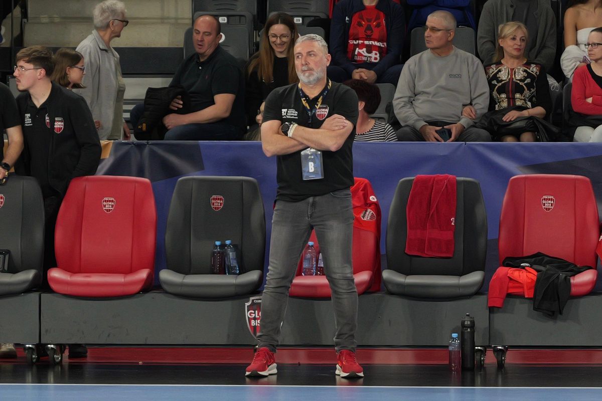 Imagini înainte de Gloria Bistrița - Brest