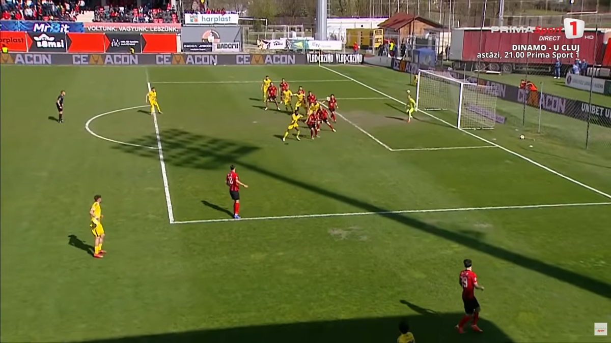 Claudiu Niculescu s-a săturat și acuză: „Suntem prea mici! După două minute, au mers la al 4-lea arbitru”