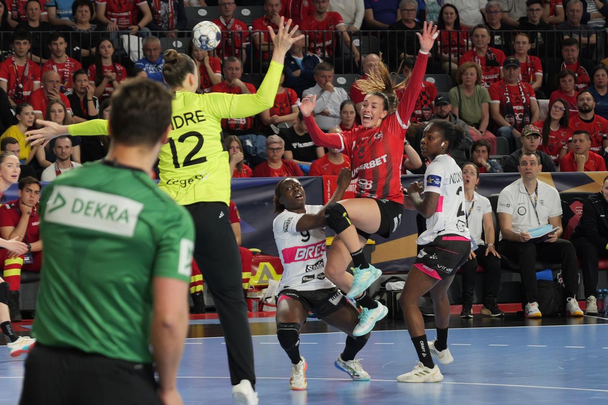 Gloria Bistrița – Brest // foto: Andrei Furnigă (GSP.ro)