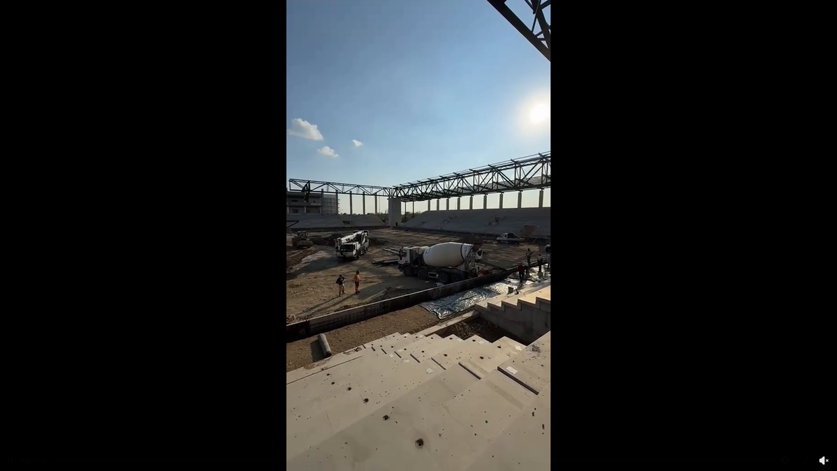 Primarul unui mare oraș din România, anunț de pe șantier: „Stadionul e gata anul acesta”