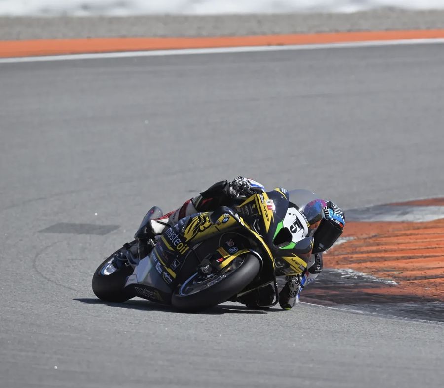 Cel mai nou și mai modern circuit de curse FIA/FIM din Bulgaria găzduiește primul său weekend internațional de curse de motociclete