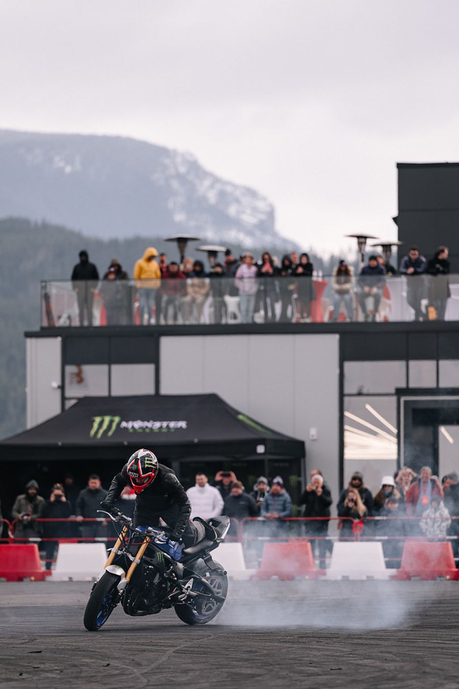 Cel mai nou și mai modern circuit de curse FIA/FIM din Bulgaria găzduiește primul său weekend internațional de curse de motociclete