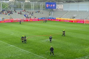 România - Cipru, la fotbal feminin, în preliminariile pentru CM » Arbitrul verifică acum gazonul