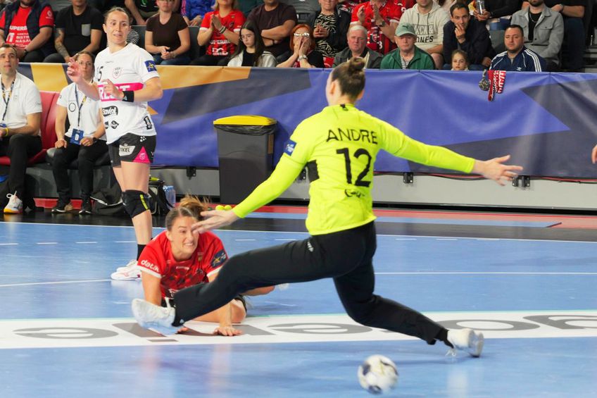 Larissa Nusser, în Gloria - Brest / FOTO: Andrei Furnigă (GSP.ro)