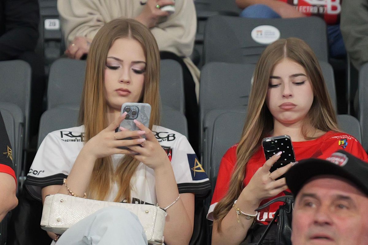 Imagini înainte de Gloria Bistrița - Brest