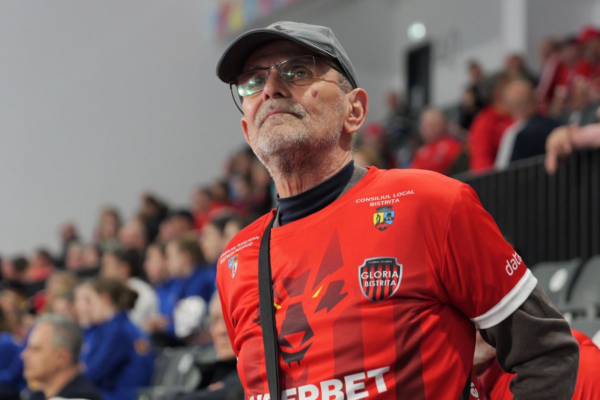 Imagini înainte de Gloria Bistrița - Brest