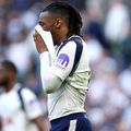 Coșmar fără sfârșit! Cu Radu Drăgușin rezervă, Tottenham e tot mai aproape de retrogradarea din Premier League // foto: Getty Images
