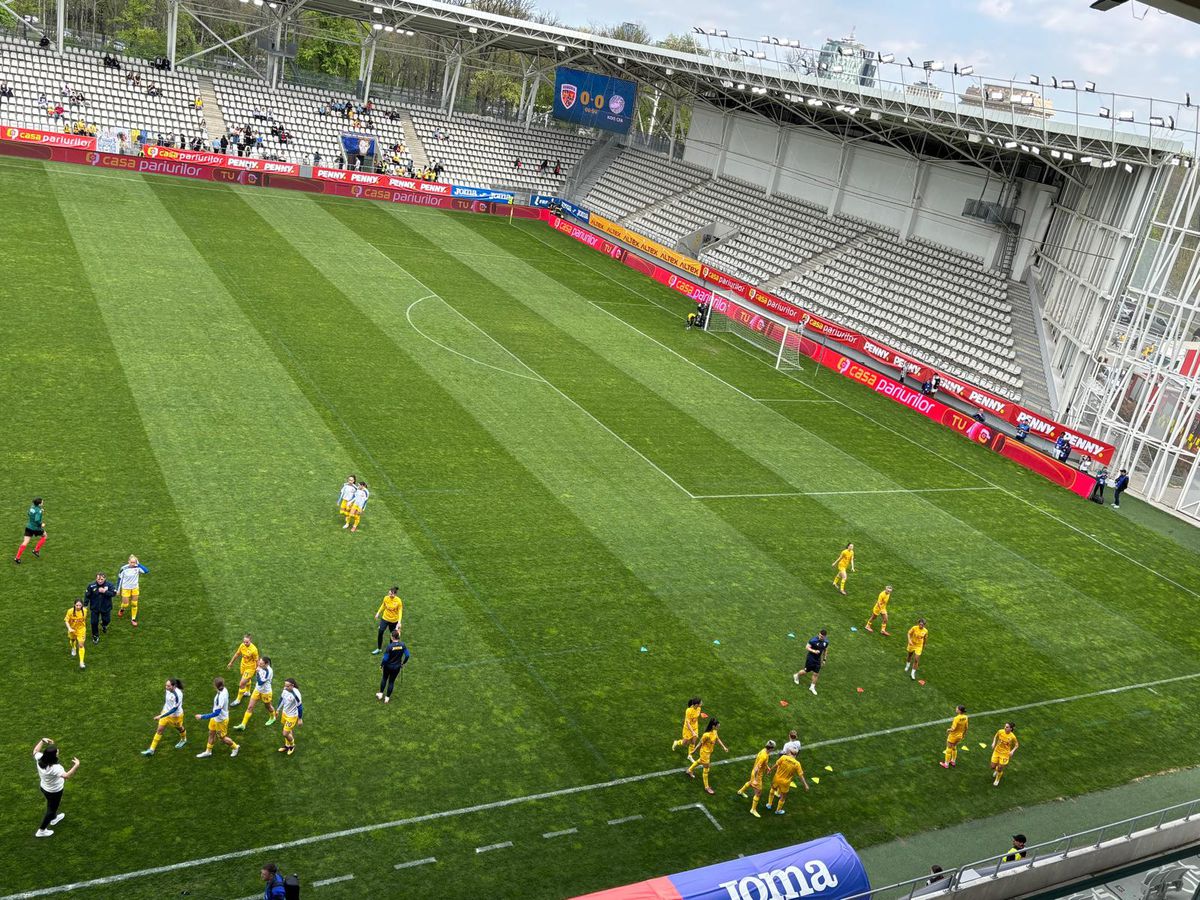 Imagini de pe Arcul de Triumf înainte de România - Cipru la fotbal feminin