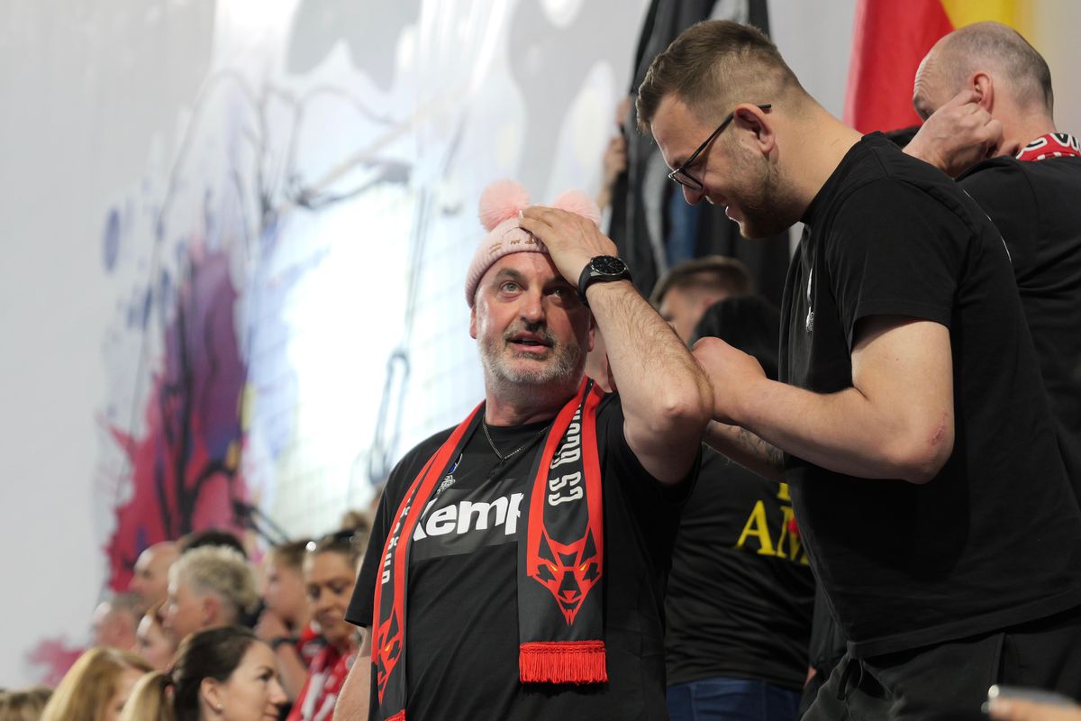 Imagini înainte de Gloria Bistrița - Brest